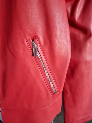 Chaqueta Zara Roja Talla M