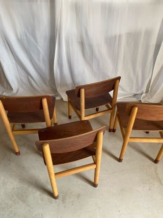 Cuatro sillas danesas K&Sonners