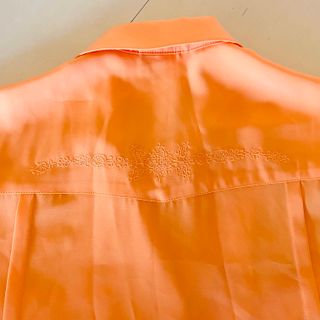 Camisa Vintage Naranja Manga Corta