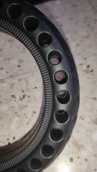 Rueda maciza 8.5×2.0 para patinete eléctrico