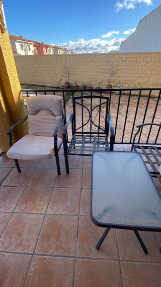 Mesa y 2 butacas exterior En forja