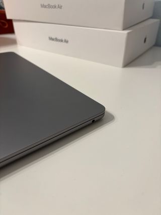 MacBook Air M2 con GARANTÍA