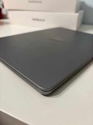 MacBook Air M2 con GARANTÍA