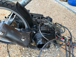 BLOCCO MOTORE COMPLETO APRILIA SCARABEO 50 4T 2009