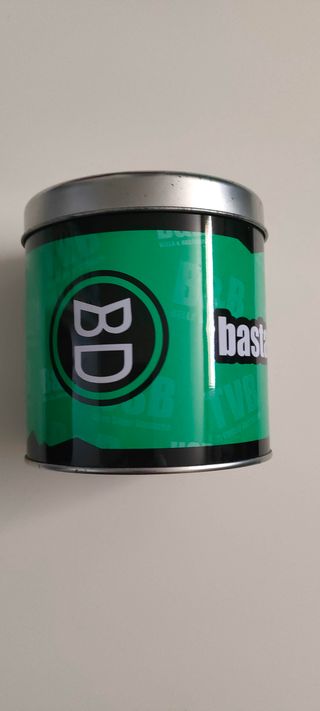 Barattolo Bastardi Dentro in metallo