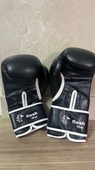 Guantes de boxeo Leone
