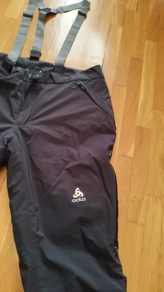 Pantaloni sci/neve con bretelle