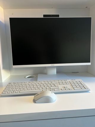 Ordenador ASUS blanco PRECIO NEGOCIABLE