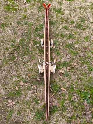 Esquís Atomic ARC Competition.