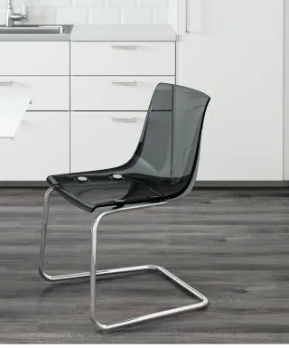 Silla transparente moderna