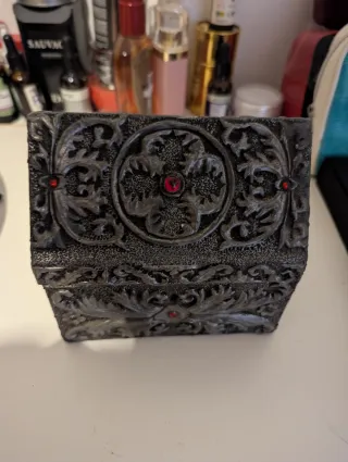 Joyero / Caja Decorativa Estilo Gótico años 60