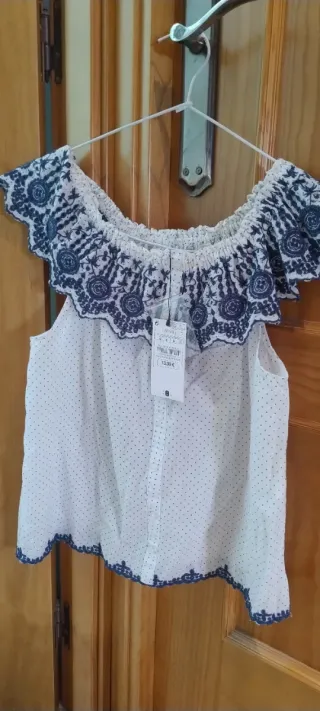 Blusa de verano con bordado