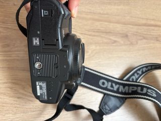 Olympus E-420 Cámara Digital Doble Zoom Kit