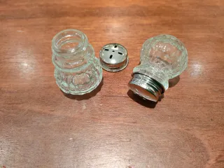 Set Sale e Pepe Vintage Vetro e Metallo