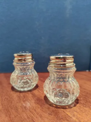 Set Sale e Pepe Vintage Vetro e Metallo