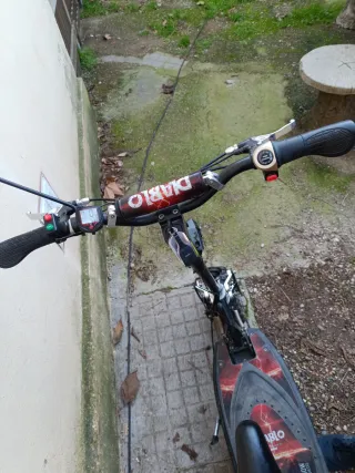 Patinete eléctrico con asiento