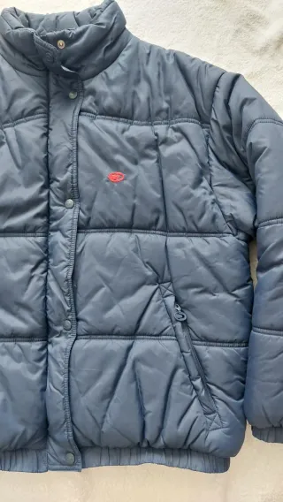 Chaqueta acolchada azul