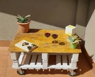 Mesa Palet Multiusos con Ruedas