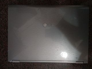 Portátil LG - Gris plata