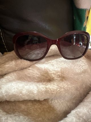 Gafas de sol estilo mariposa moradas