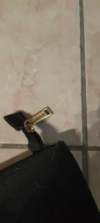 Borsa donna nera Cafènoir con borchie