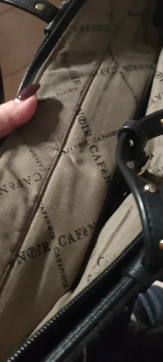 Borsa donna nera Cafènoir con borchie