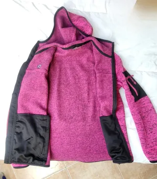 Sudadera Izas Polar Fucsia Talla XS nuevo