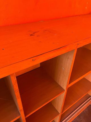 Estantería de madera