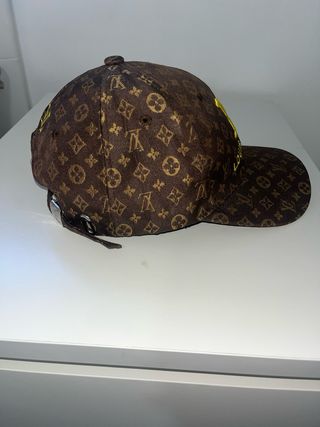 Gorra Louis Vuitton Marrón y Dorada