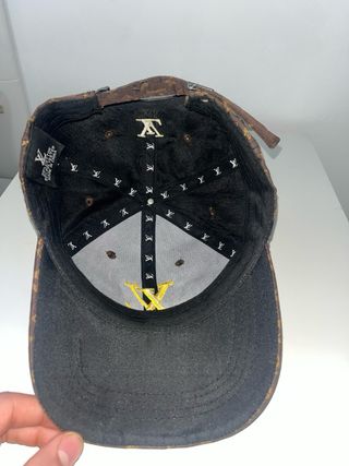 Gorra Louis Vuitton Marrón y Dorada