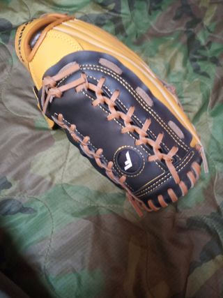 Guantes de béisbol