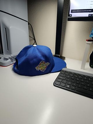 Gorra R azul