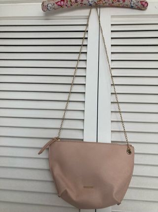 Bolsito Bershka rosa pálido