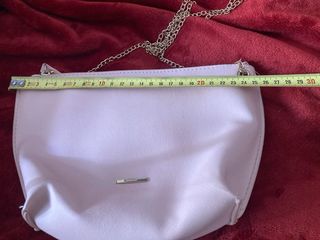 Bolsito Bershka rosa pálido