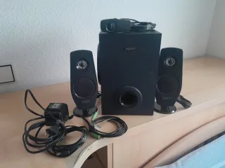 Altavoces Creative Negro 2.1