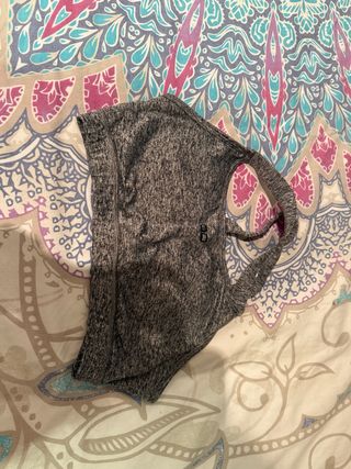 Top deportivo gris jaspeado M