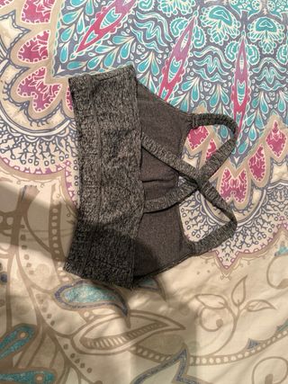 Top deportivo gris jaspeado M