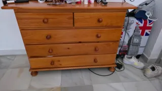 Mesa y banco de madera