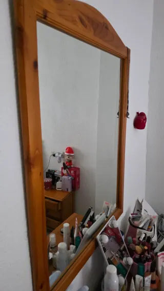 Mesa y banco de madera