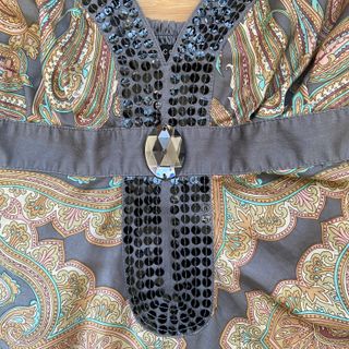 Top Y2K colorido sin mangas pedrería