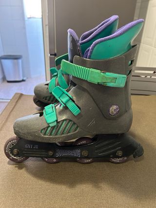 Patines en línea Boomerang Roller regalo rodillera
