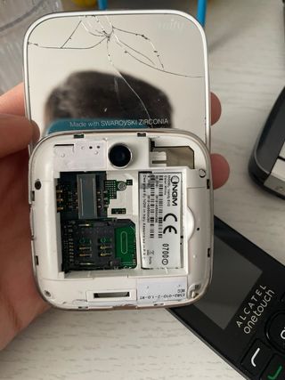 Vendo lotto telefoni anni 2000