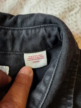 Camicia Levi's Nera S + occhiali Roma polarizzati