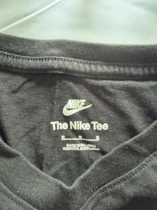 Camiseta Nike Negra Logo Swoosh