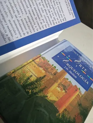 Diccionario De Arte Y Arqueologia.