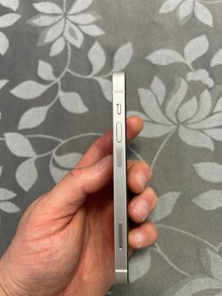 iPhone 12 Mini en perfecto estado