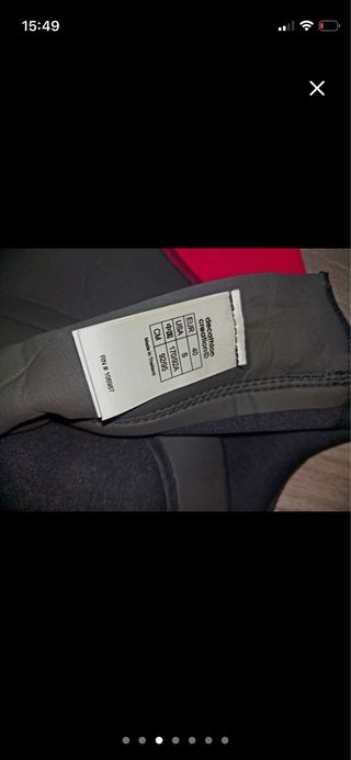 Neopreno corto mujer negro/rojo