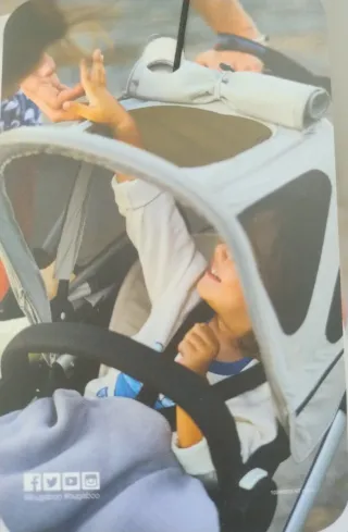 Bugaboo Bee 5 completa con capazo y accesorios