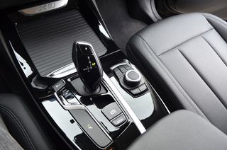 BMW X3 S-drive 18D+Full Led+Camara+llanta 17+Barra