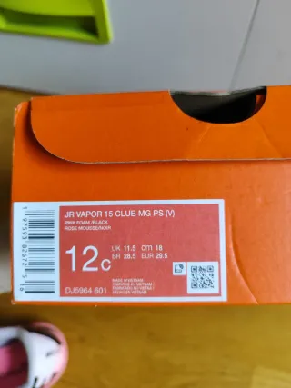 Botas de fútbol Nike niño Talla 29.5